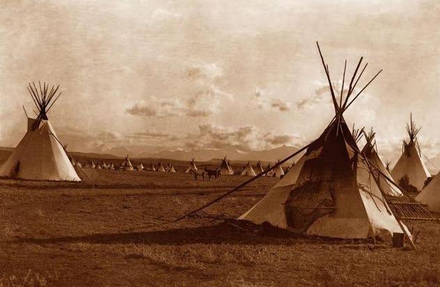 1900年代：印第安人险被赶尽杀绝前，照片留下最后的和平景象
