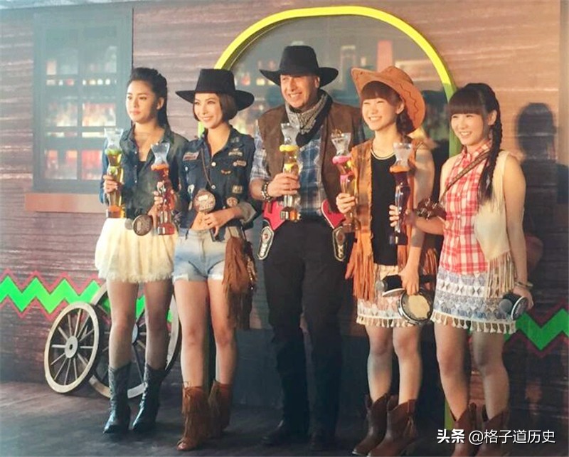 当年，那个放弃别国国籍，坚持加入中国籍的富