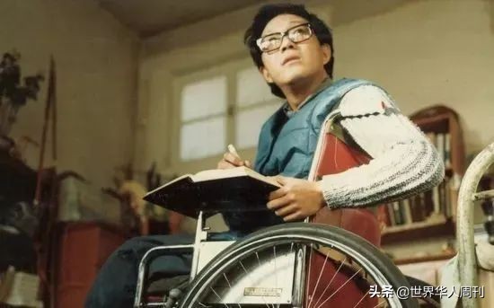 在轮椅上度过了38年的史铁生，为什么被称作“时代的巨人”？-第6张图片-大千世界
