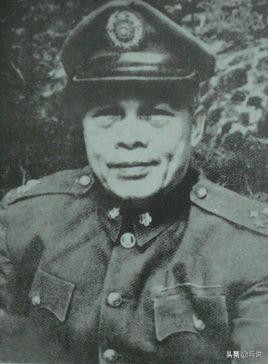 南昌起义军，2个团长不可靠，明升暗降任副师长，其一欧震