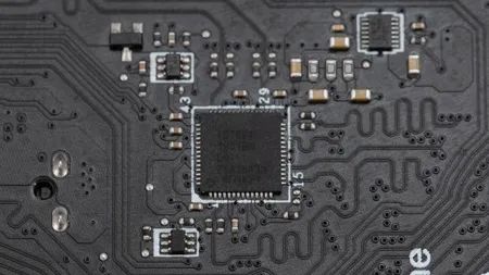 微星MPG Z490 GAMING CARBON WIFI主板评测