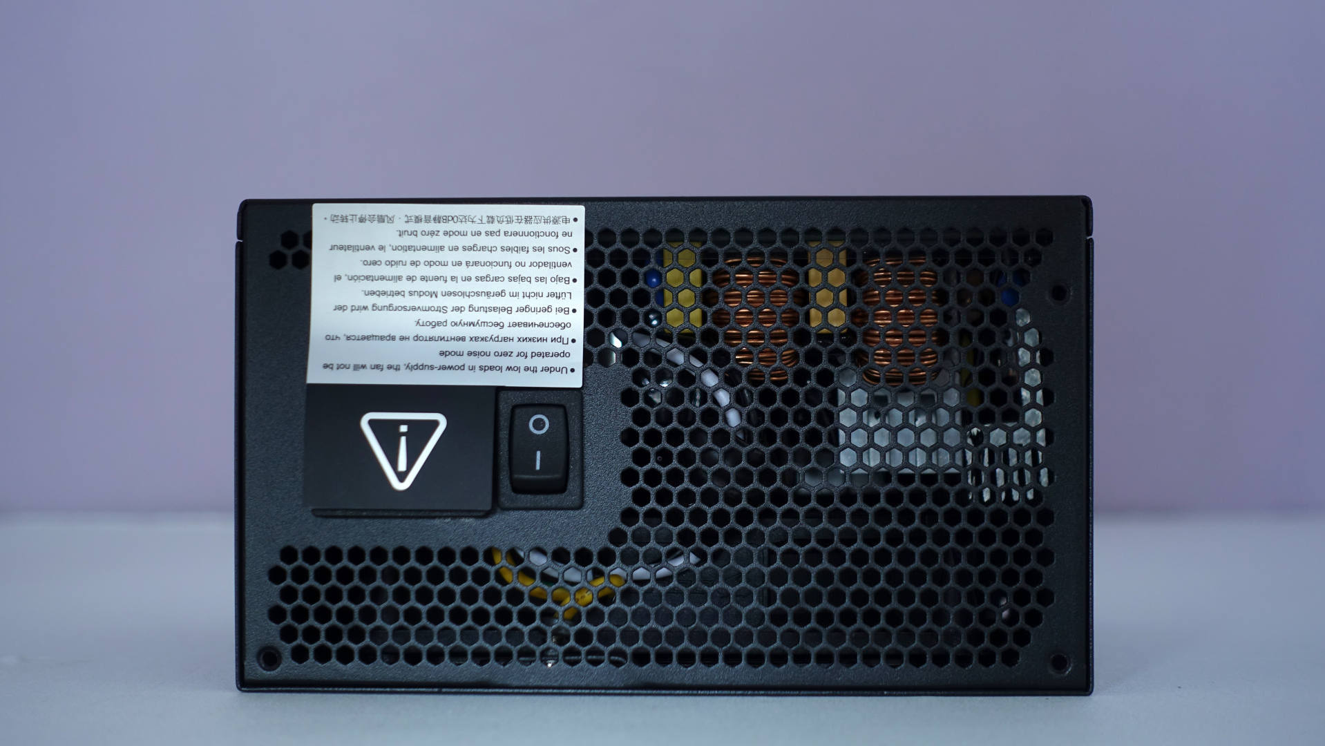 骨伽GEX 850W：风扇智能转停，电压稳定