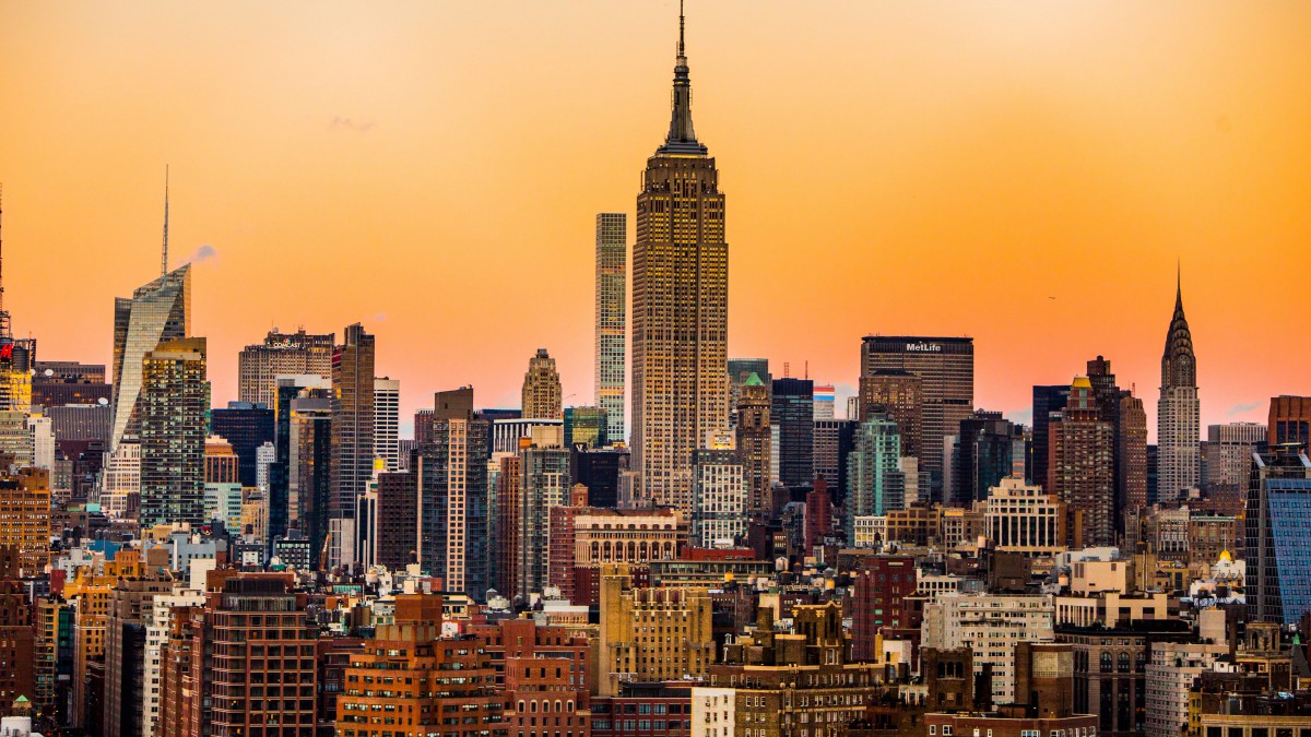 疫情期间美籍华人回国被拒，家长怒吼国家：他们不是中国人吗？