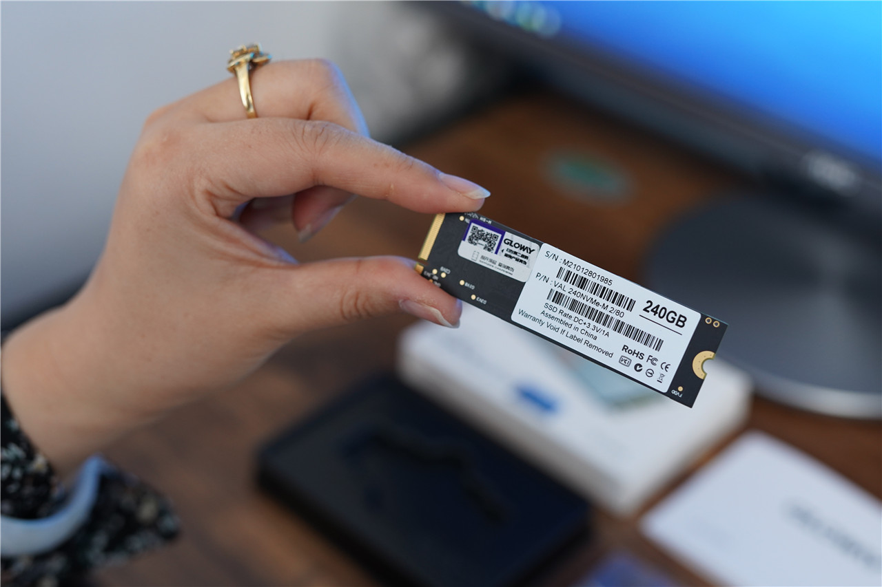 光威骁将NVMe 240G SSD国产主控芯片组合性能强