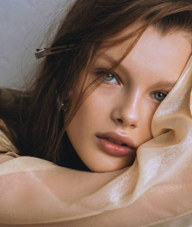 Debut is the pinnacle, what magic power does the post-00 supermodel ...