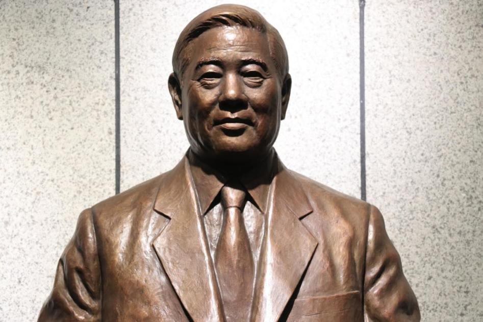 民族之光：一生为国冲破“卡脖子”，75岁从工厂