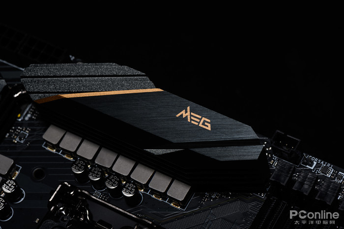 微星MEG Z490 ACE主板评测:16相旗舰级供电加持 价格仅为旗舰一半