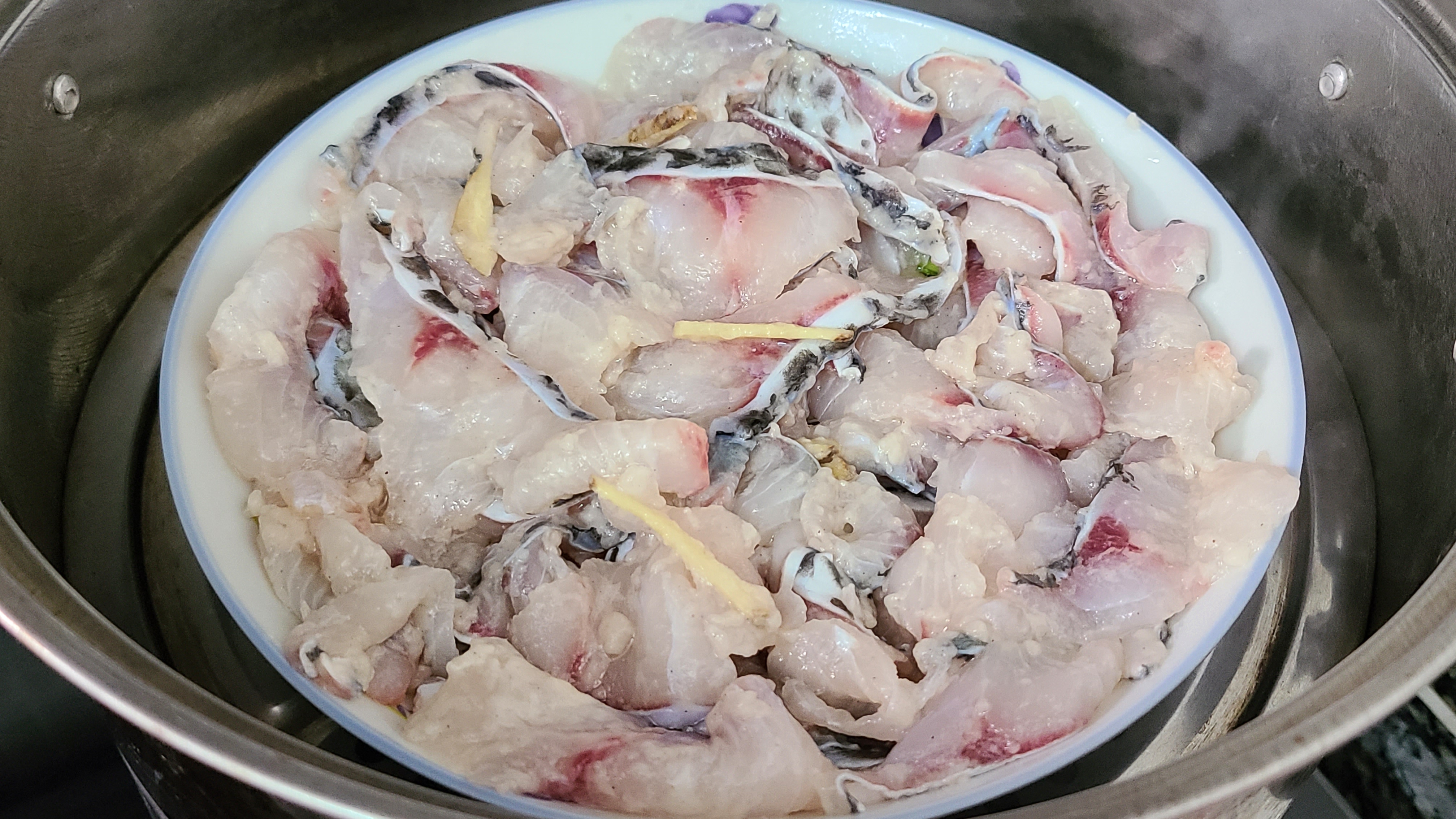 蒜香魚片，又香又好吃的一道家常菜，味道鮮美，值得一吃