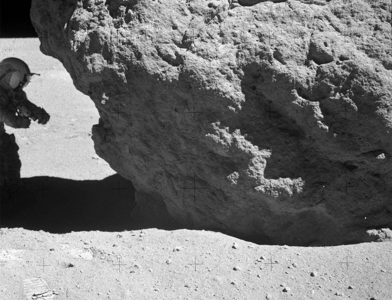 美国曾6次登月，为何还讨要嫦娥五号挖回的月球土壤？