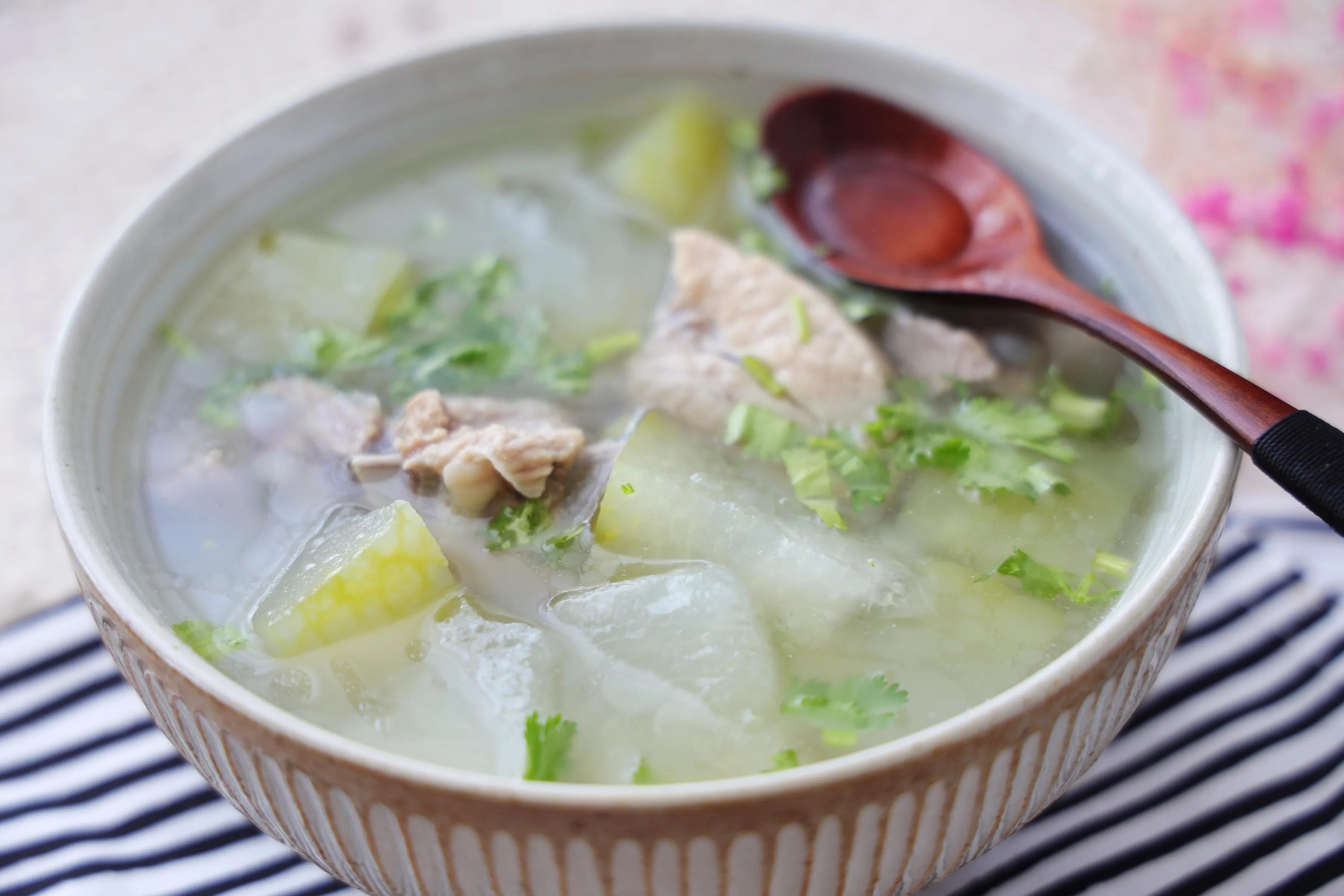 夏天太愛喝這碗湯了，清淡爽口不油膩，還能清熱下火，一定要多喝