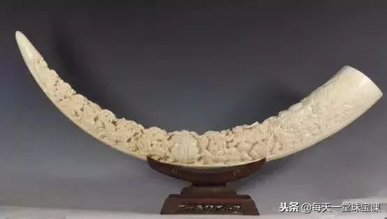带血的宝石究竟能不能买?煞气重,戴了不吉利?真正的答案是……