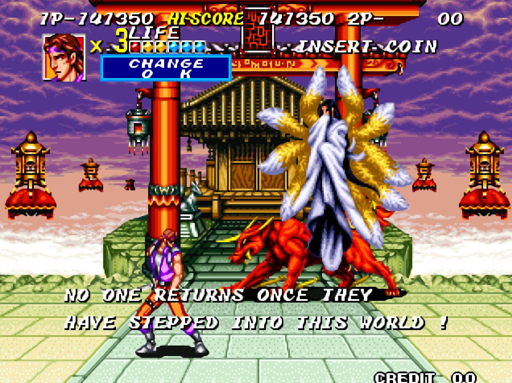 街機(jī)游戲讓人畏懼的魔鬼筋肉女，主角的小身板太單薄了