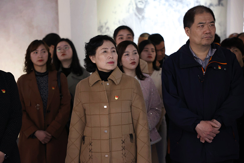 南阳疾控系统宣传员开展“传承红色基因，不忘初心，牢记使命”主题党史教育新闻采风活动