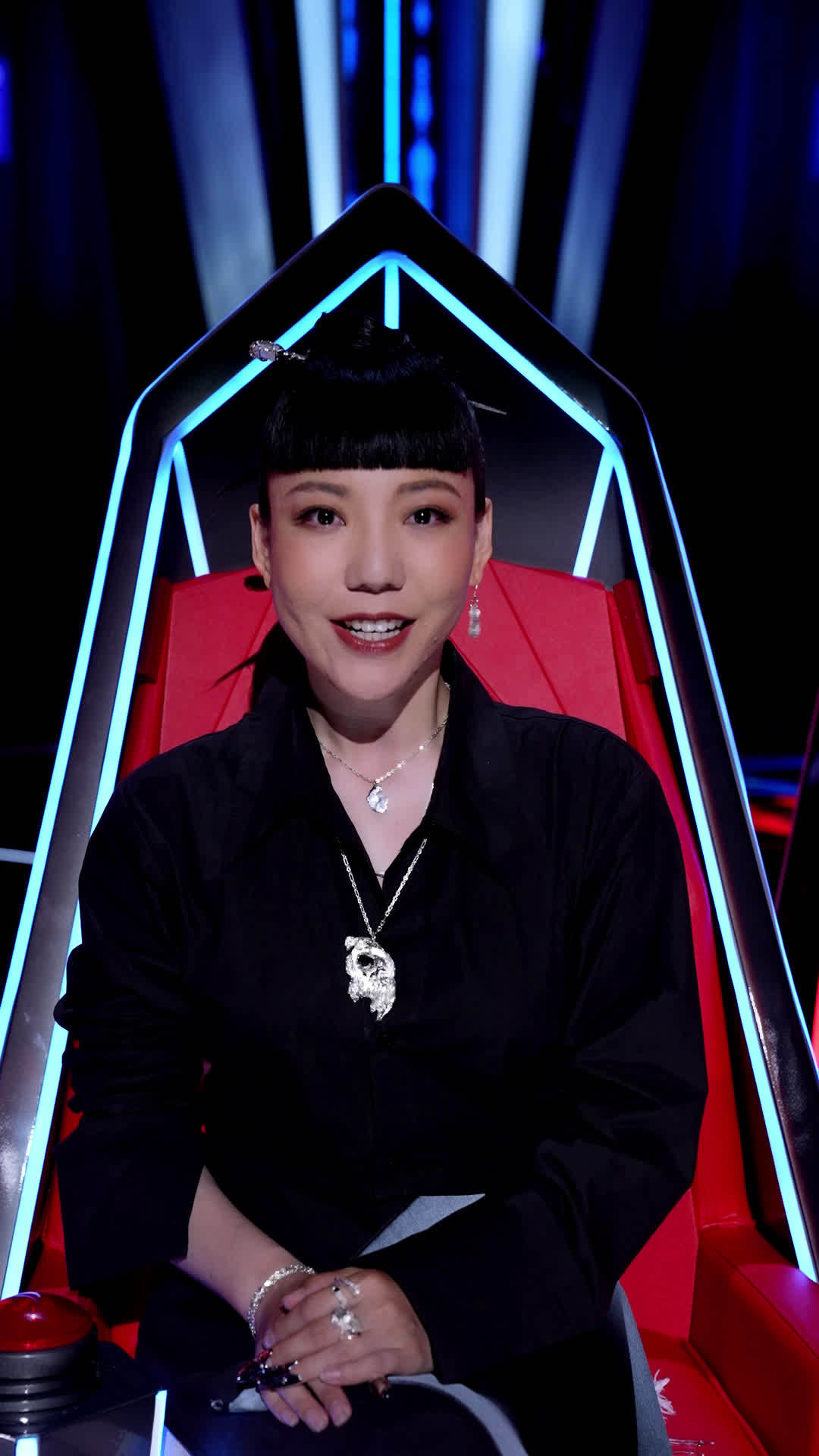 吴莫愁解释为何消失了3年，和张碧晨为华晨宇生孩子的时间差不多