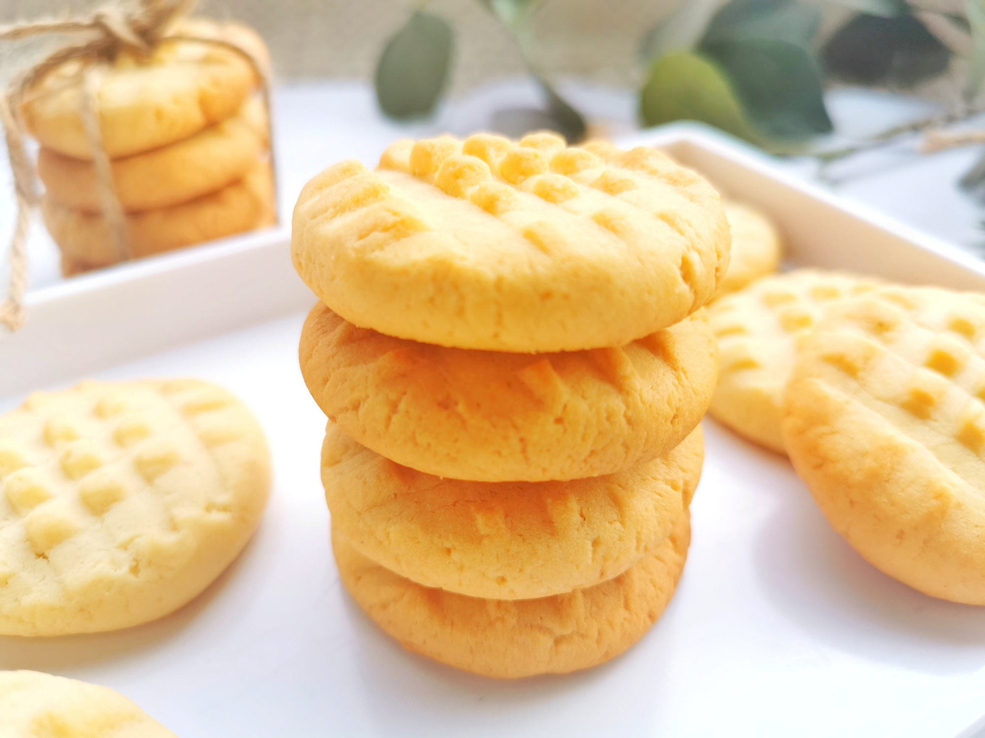 自製花生醬，不加水不加油，香濃細膩，用來做曲奇餅乾太香了