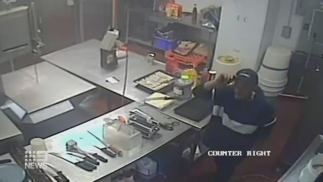 澳洲奇葩小偷半夜潜入肉店只为开火做饭，做了还不吃