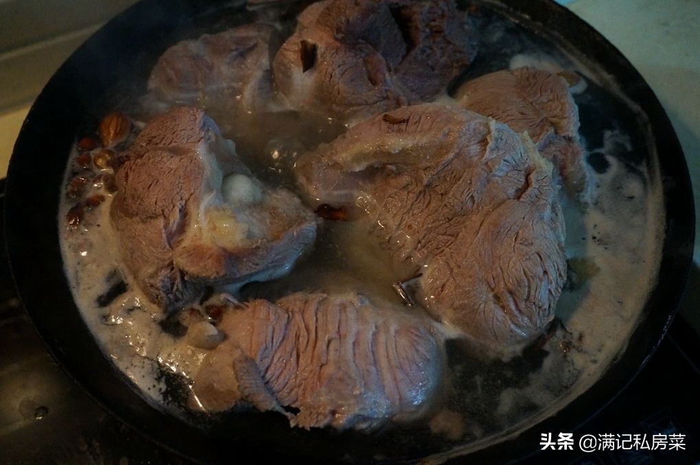 做酱牛肉，就是这么简单，祖传酱牛肉配方大公开，牛肉酱香浓郁