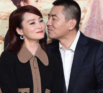 剧中他是威严无比的雍正，“正宫”蒋勤勤却把