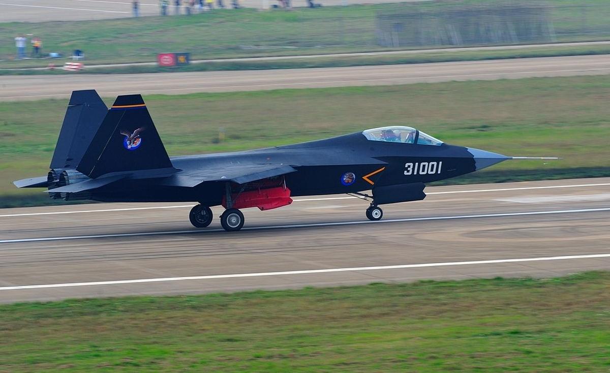 ��ɷ����ذ���Ϣ���¹��������ػ�����һ��ս���������Ϸ���ݣ�