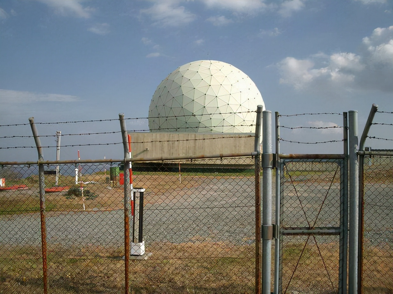 Japan Missile Early Warning Radar - iNEWS