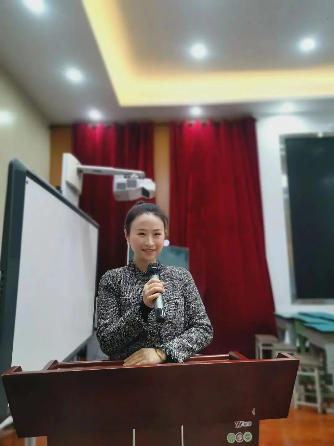 四川民生资讯 不忘来时路 薪火相传承——南充市西河路小学与南充市职业技术学院开展交流活动