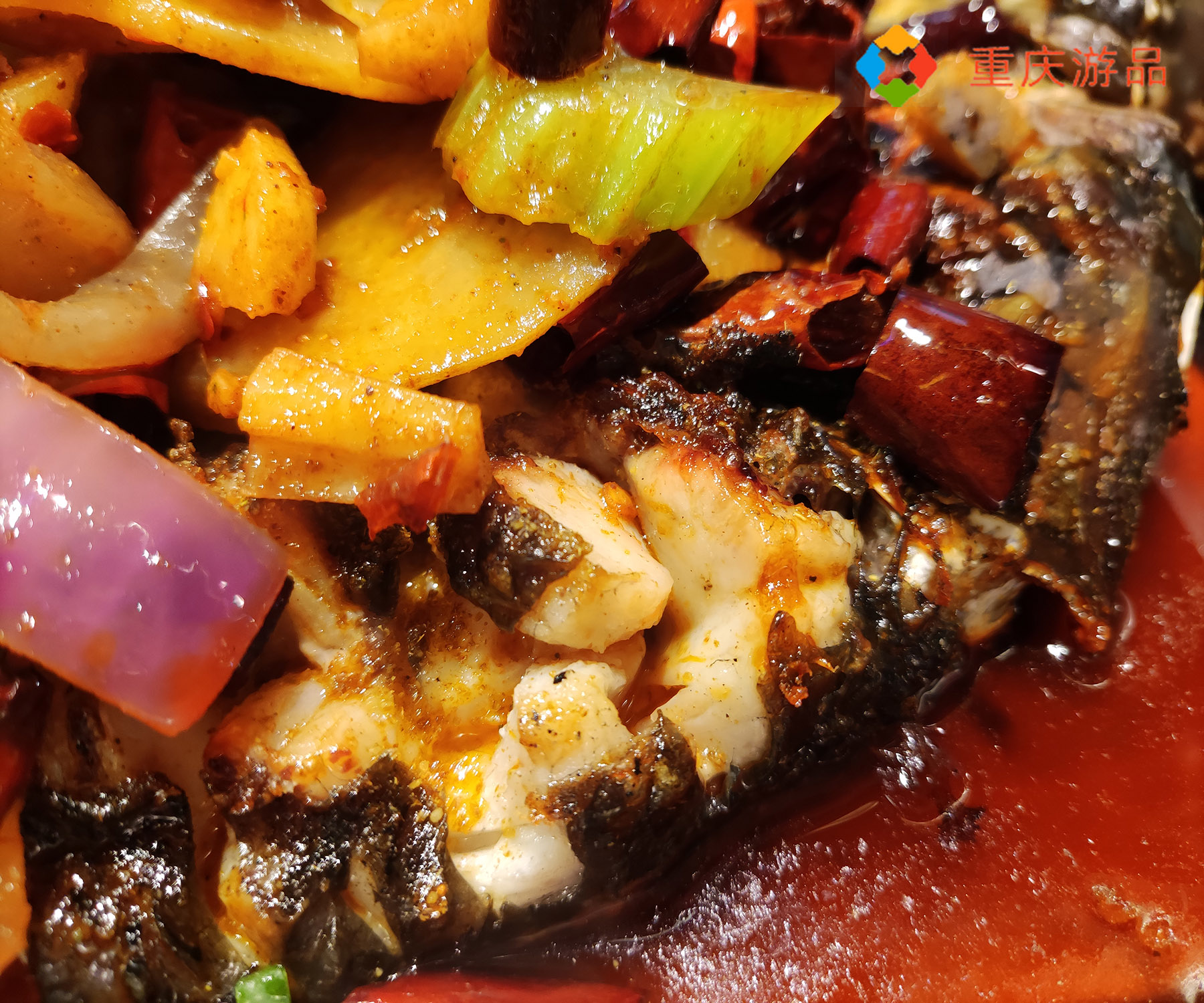 重庆美食花样多，纸包鱼和烤鱼的PK，谁最合你口味？