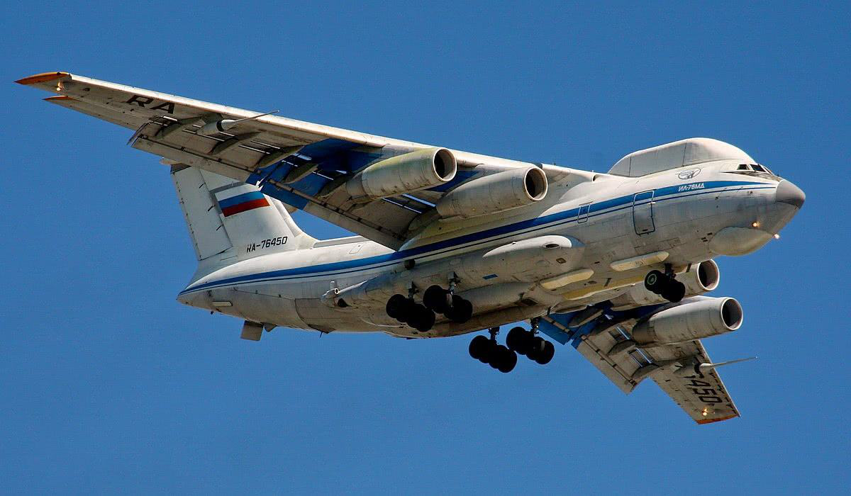 待遇让美军也酸了，运20第4次飞出国门，美盟友