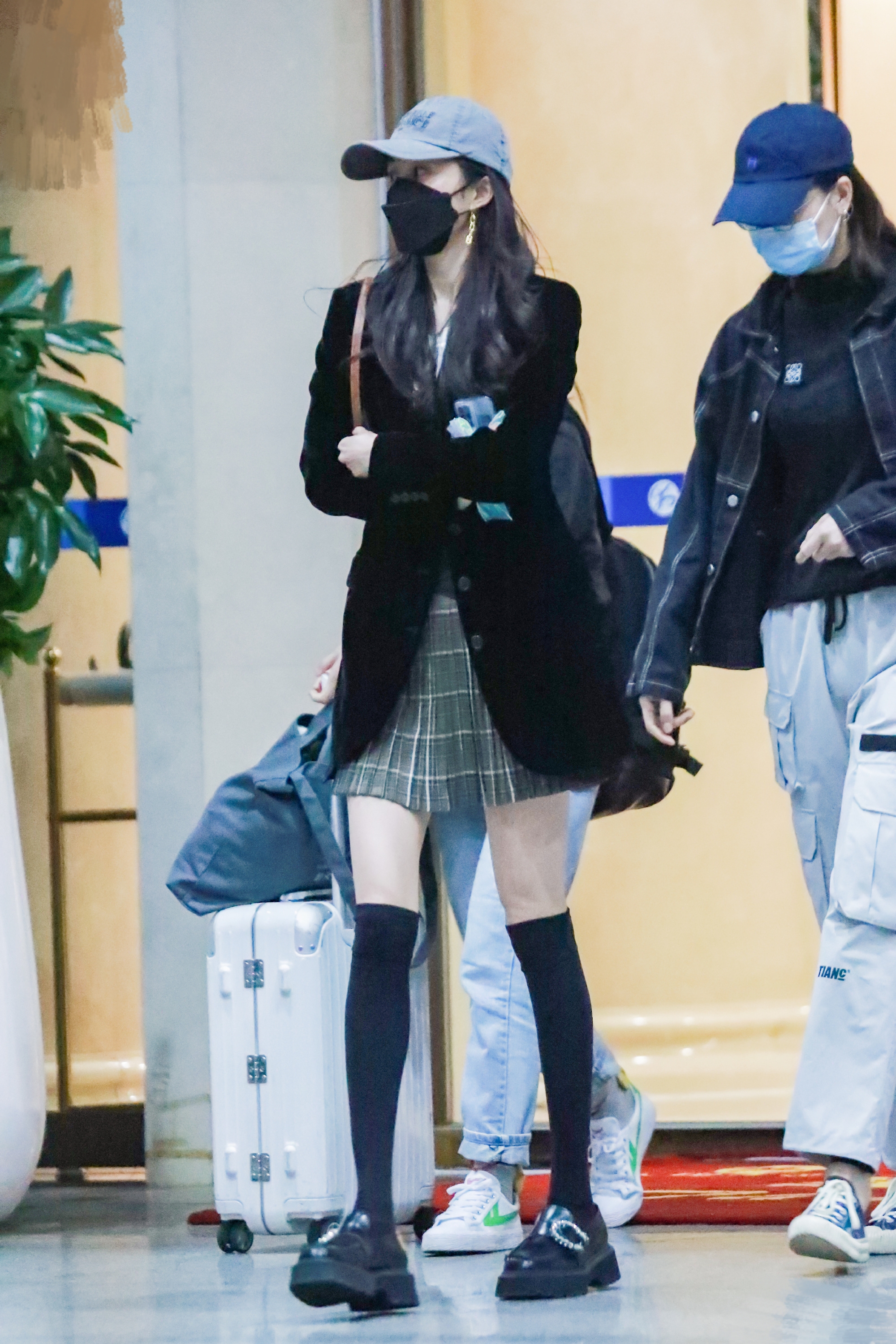 杨幂20岁旧照曝光，那时的肉感与现在的骨感，你