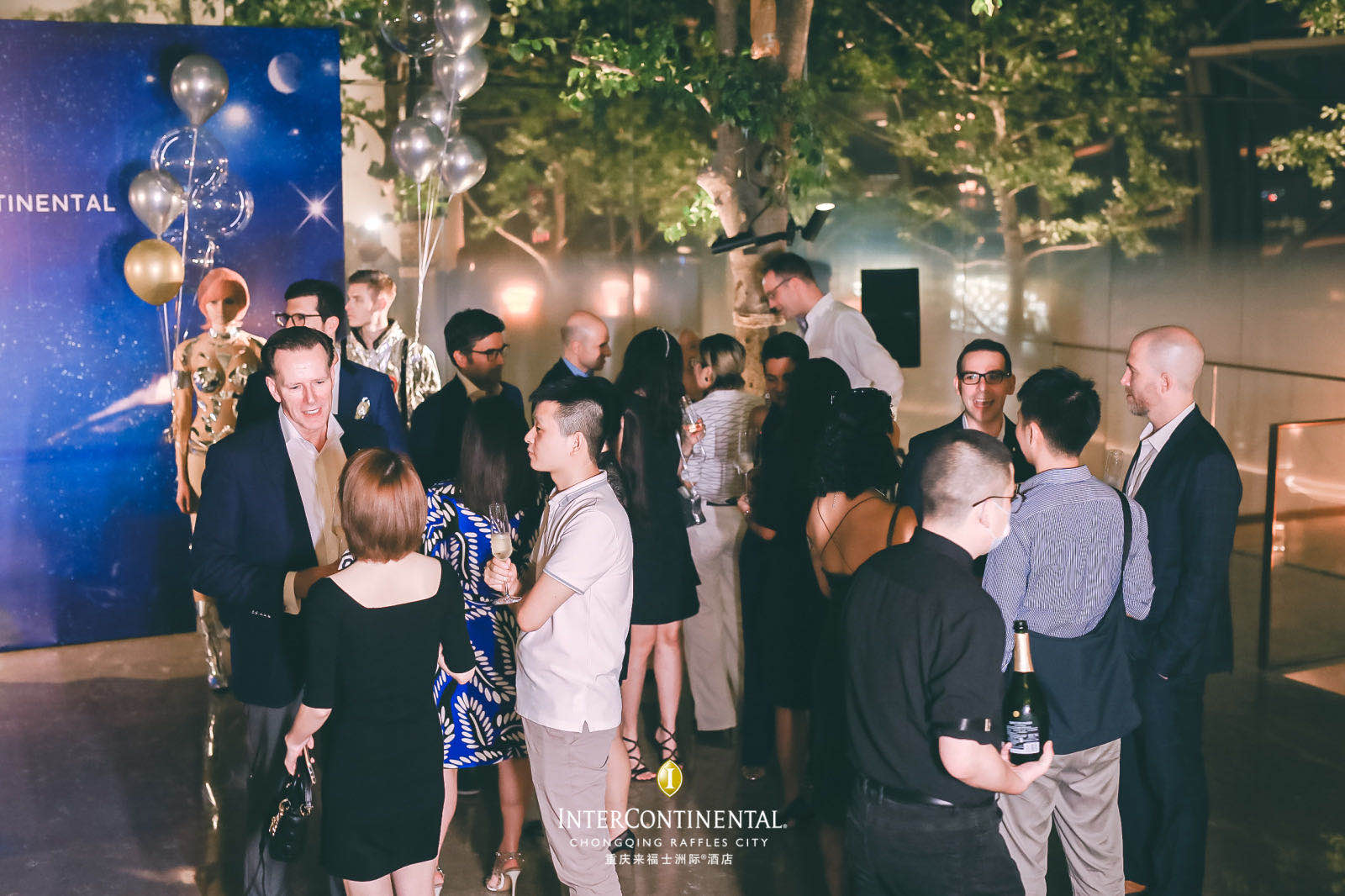 重庆来福士全业态呈现，超强市场表现力成复苏强心针