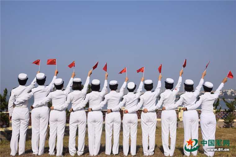 “信鸽”总动员，这里有女兵最青春的模样