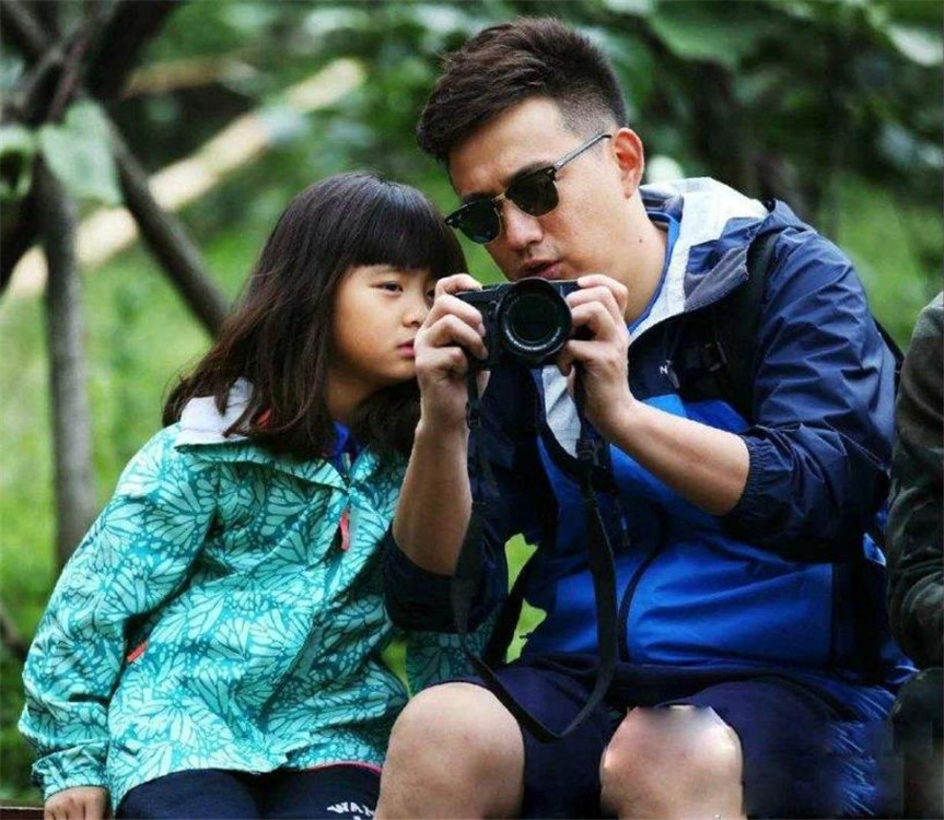 “转账父亲”走红，亲爹对女儿能有多宠？聊天