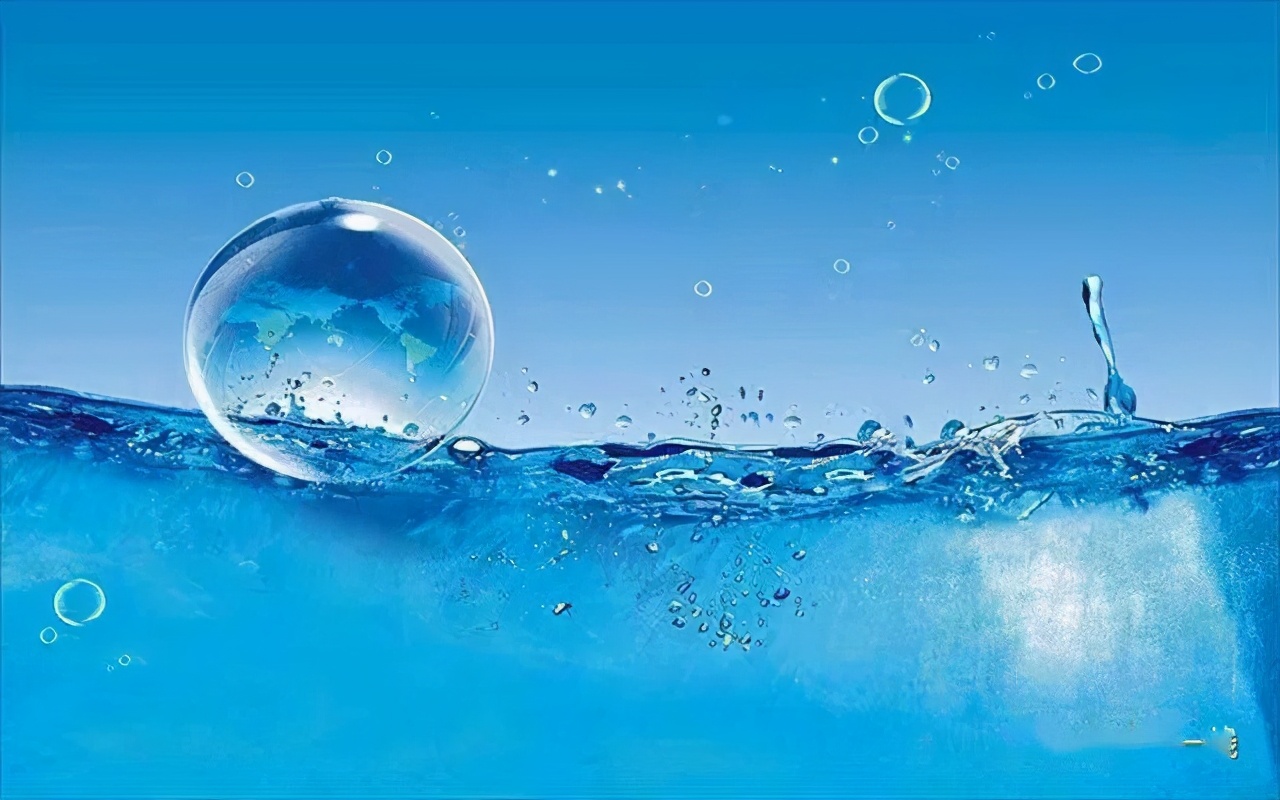 解析：水体中溶解氧与水温、盐分、大气压的关系