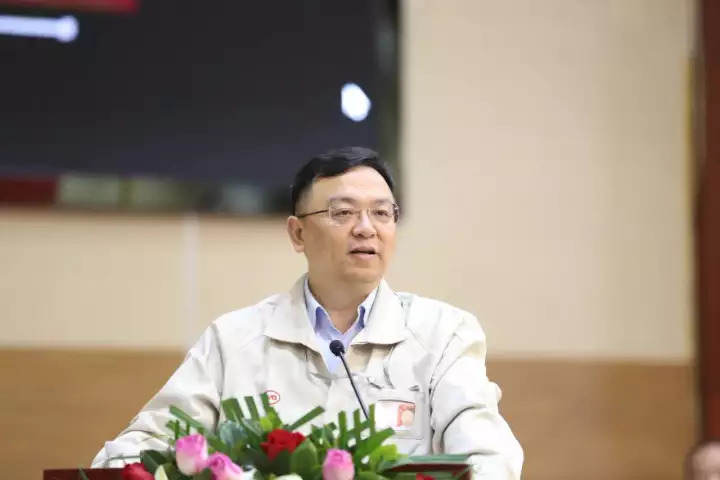 表哥投资王传福2百万赚回几百亿，嫂子供他读完大学，却不要回报