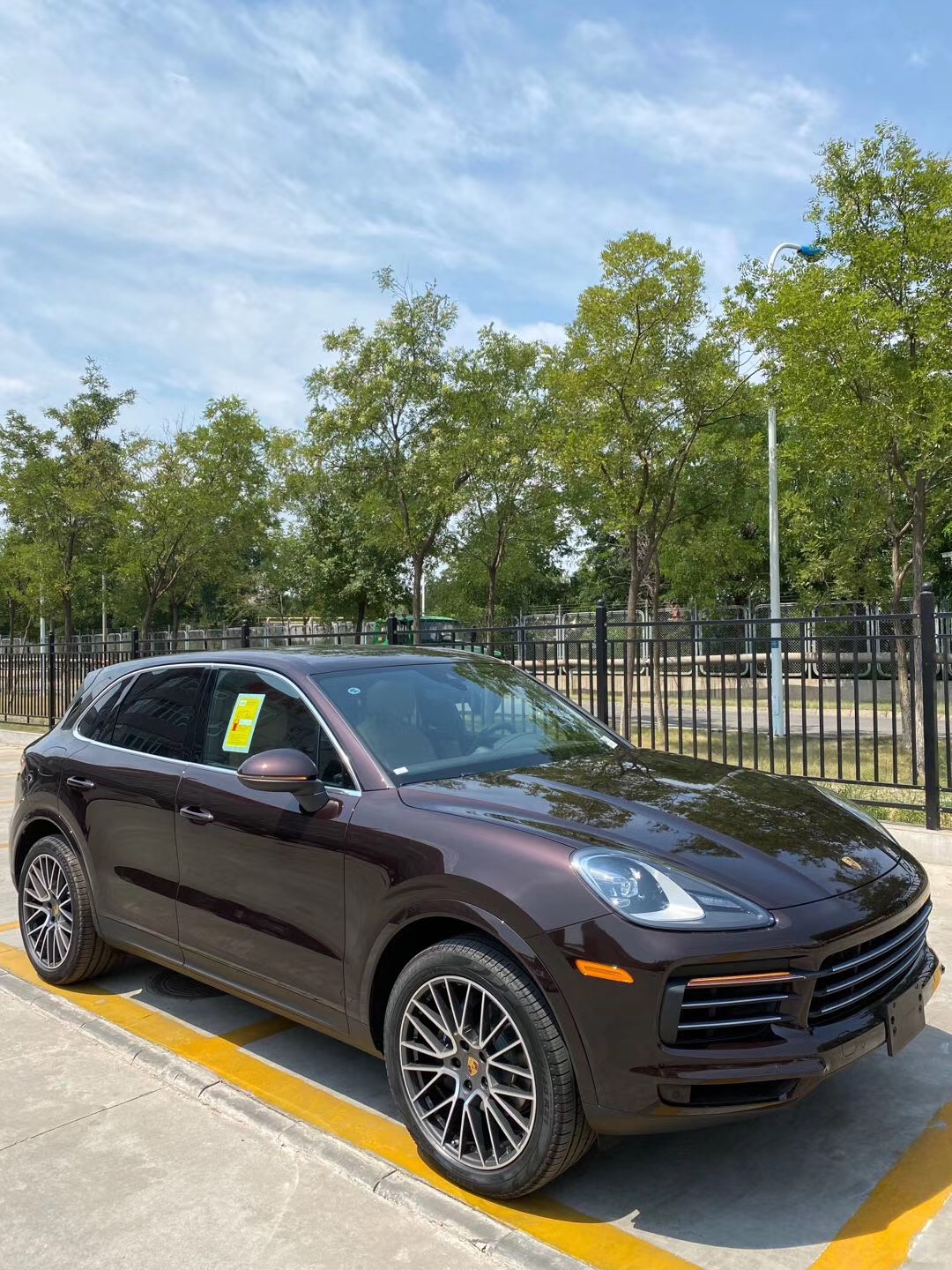 2020款美版保时捷卡宴呆萌外观和精致内饰并存