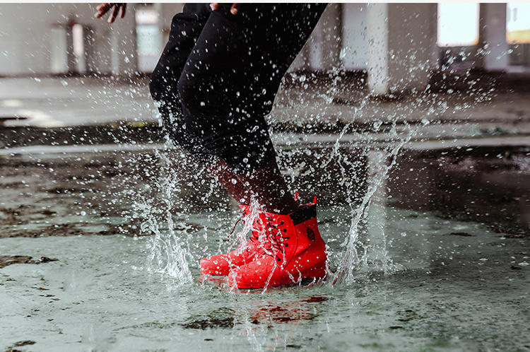 雨天又怎样？防水鞋傍身照样浪