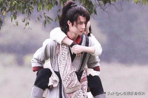 Is Wang Yibo refus received " door poison hind " ? Expose to the sun its had seen a play was not received, zhao Liying had not gotten a play