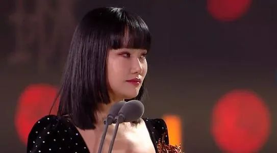 什么|黄龄说的什么意思？黄龄在成功斩获成团位之后发表感言遭质疑