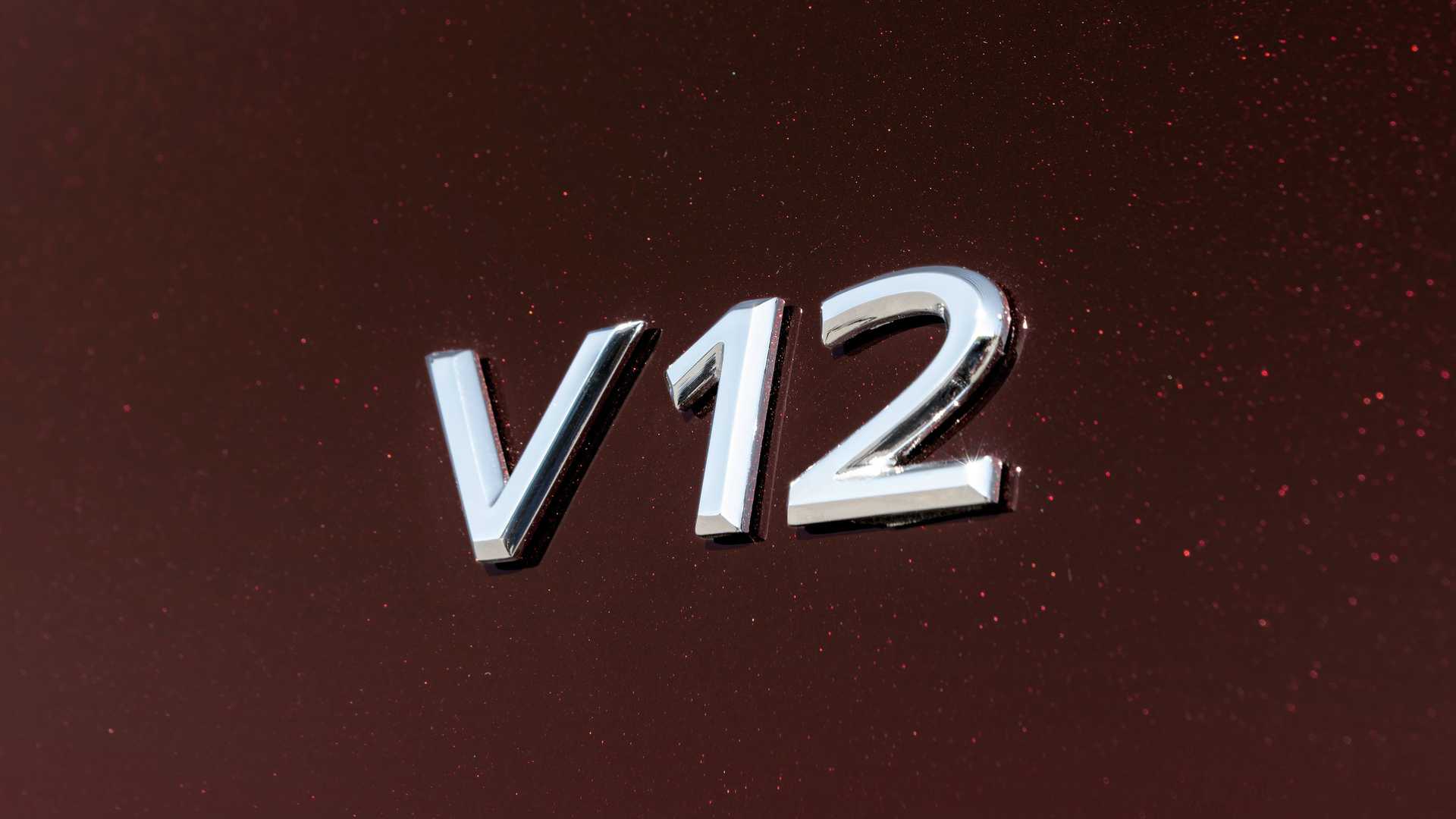 V12发动机+四驱 全新迈巴赫S680发布 低调奢华