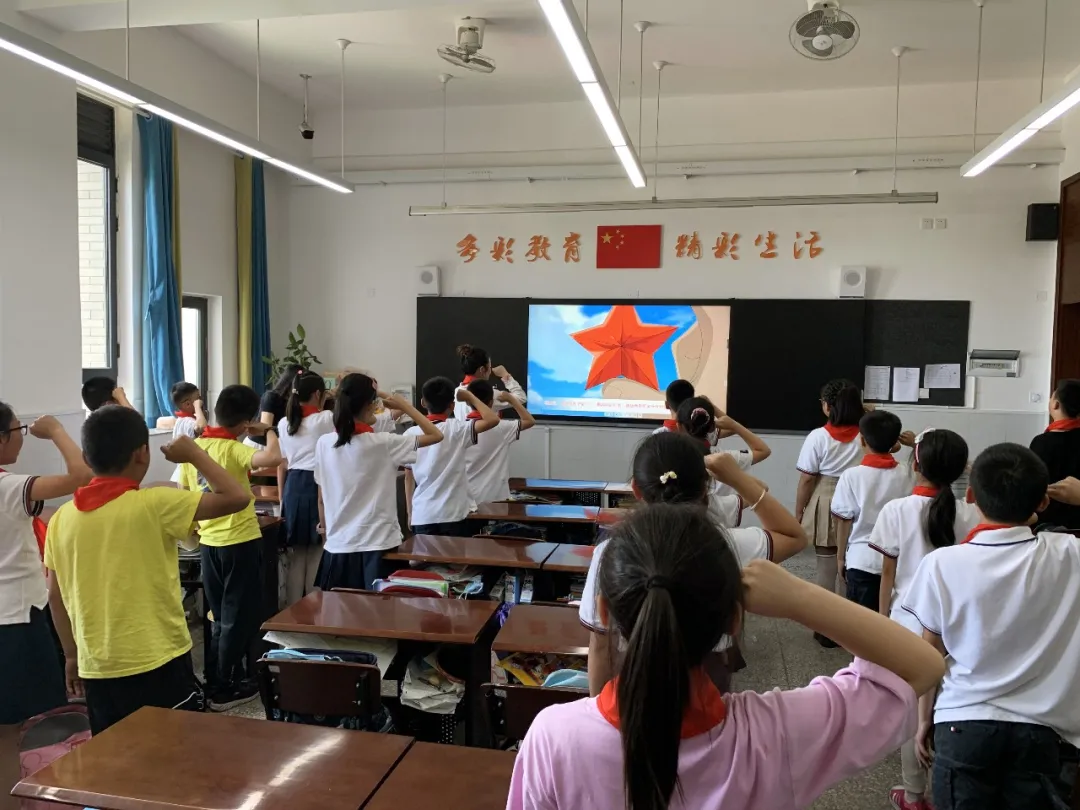 童心向党，幸福成长——华阳小学家长讲党史故事系列活动（一）