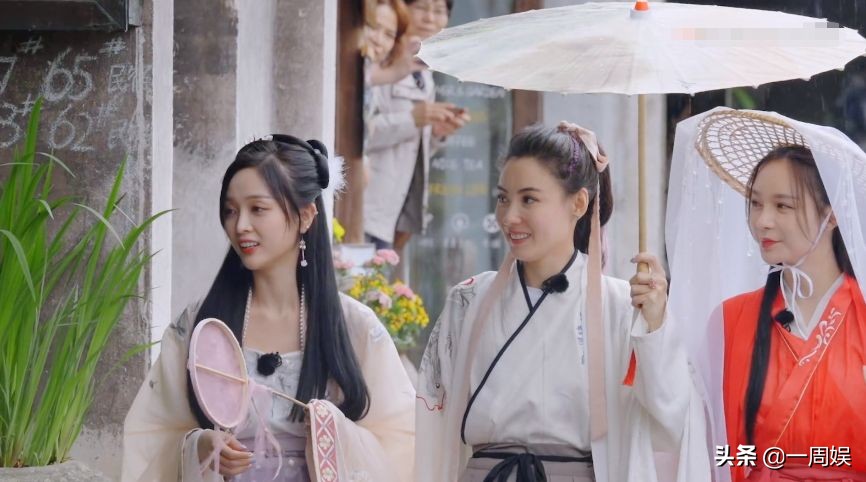 沈梦辰吴宣仪穿汉服，分分钟被张柏芝碾压，气质是装不出来的