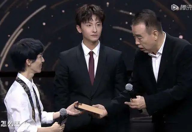 于正和郭敬明的“丑事”板上钉钉，为何还能光