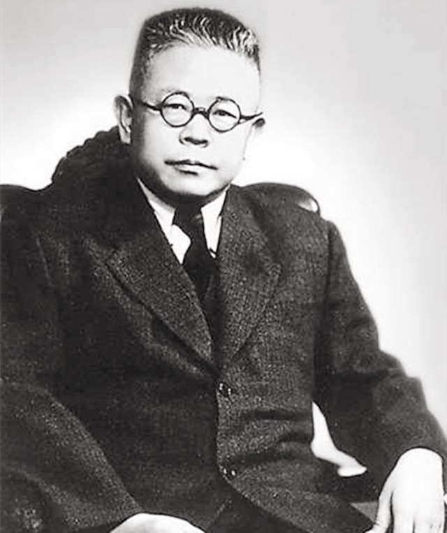 老蒋败守台湾时带走的“大师们”，后来都怎么样了？