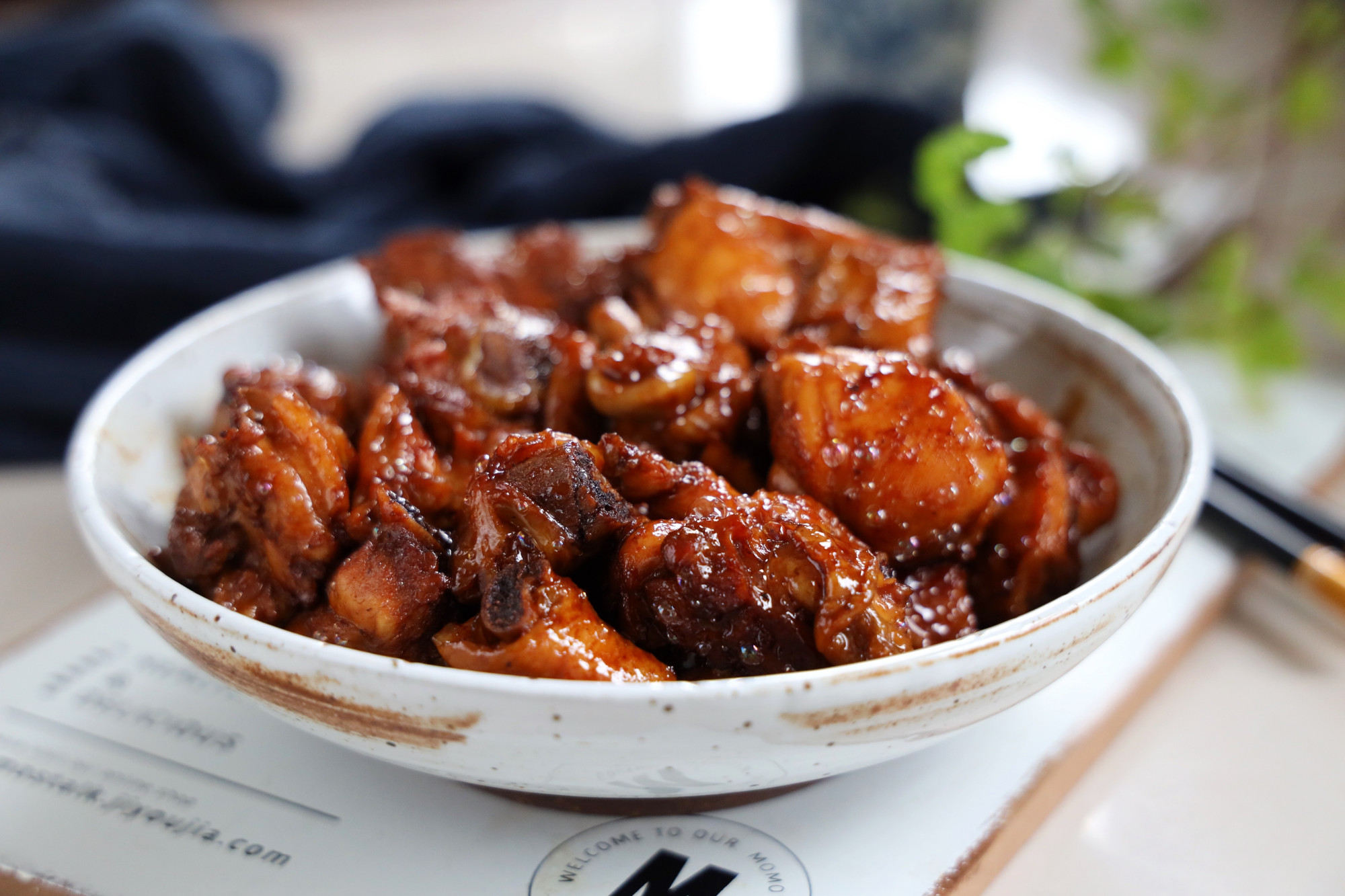 比猪肉牛肉都便宜，秋天可以多吃，简单红烧，下酒又下饭