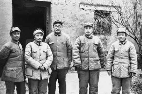 ϯƼԣԪ˧Σܶ㣬Ǽ٣