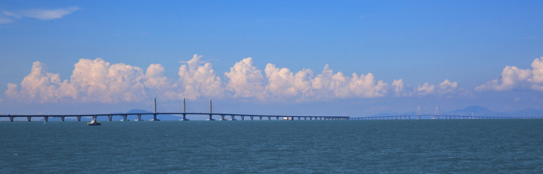 中國基建慘遭“滑鐵盧”？耗時9年花費千億，卻造了一座廢橋？