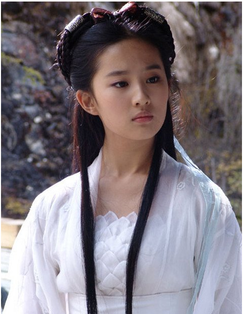 刘亦菲试镜《花木兰》，一串流利的英语，最终得到导演青睐