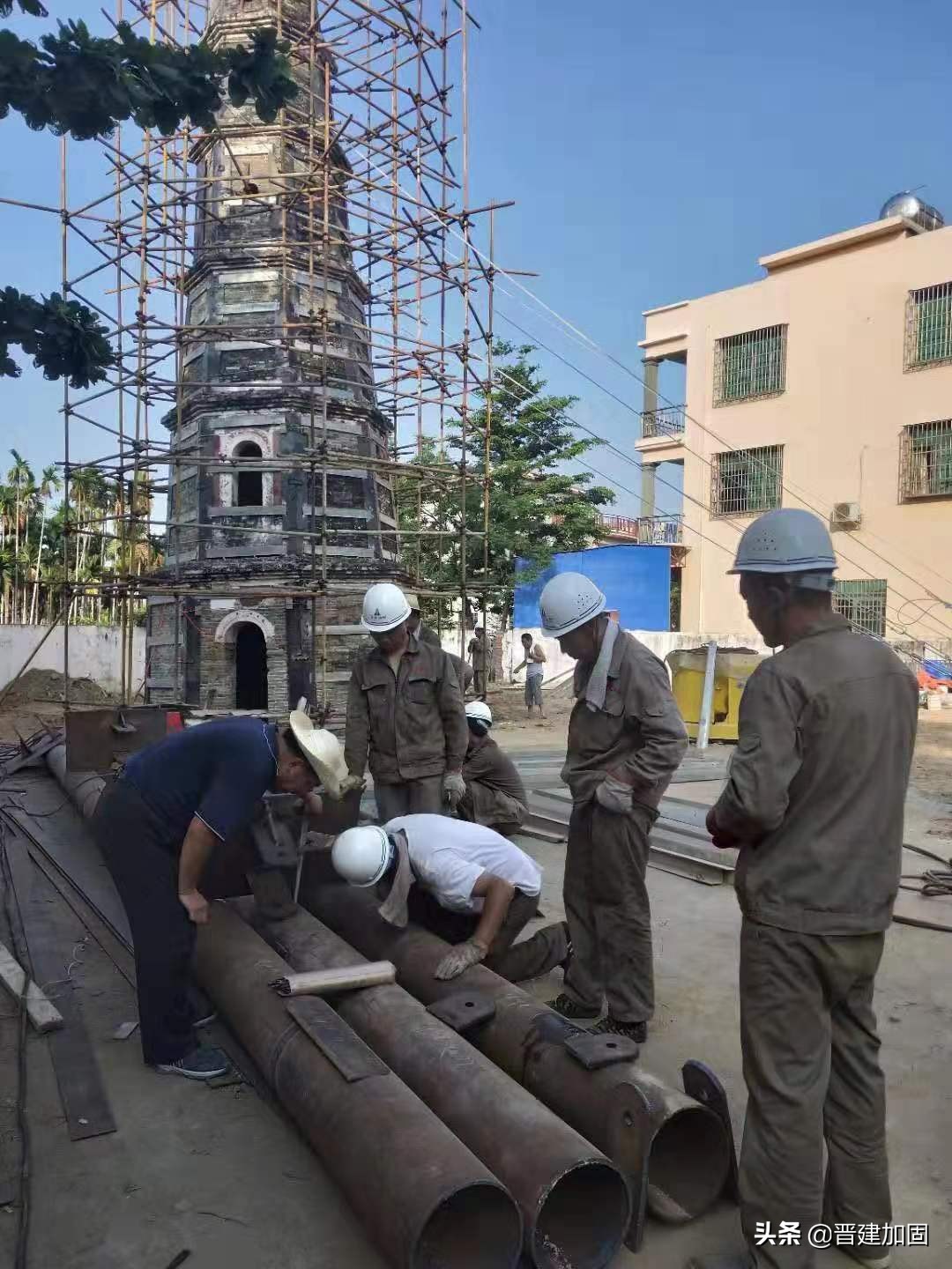长治团队奔赴海南三亚为清代古塔“手术”纠倾，将塔改“斜”归正
