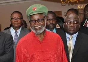 黑人进入解放军学习，6人回国当总统，内战打成中国“校友互殴”