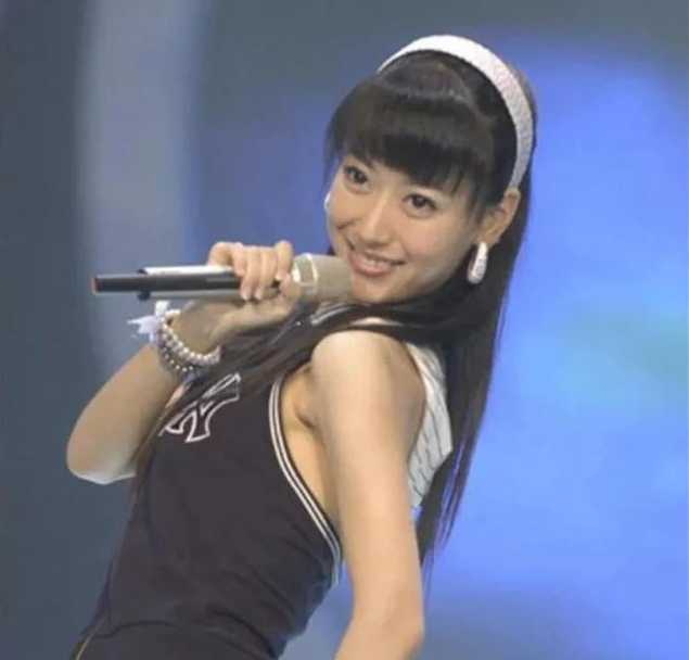 短短几年，从\"京城四美\"到落魄的单身妈