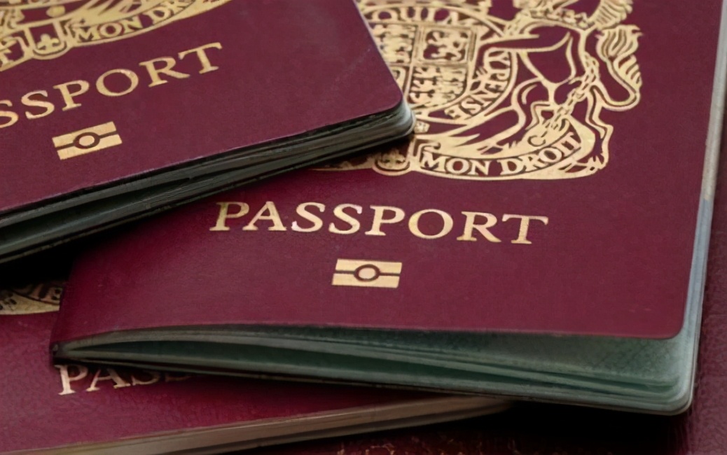 还要去接吗？伦敦封城了，小留学生的家长，“